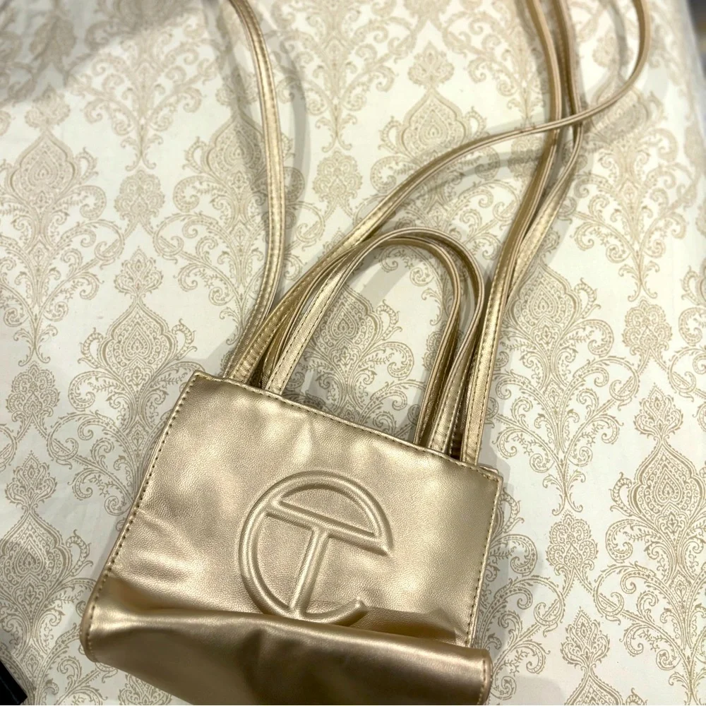 Tear bag - Picture 1 of 1